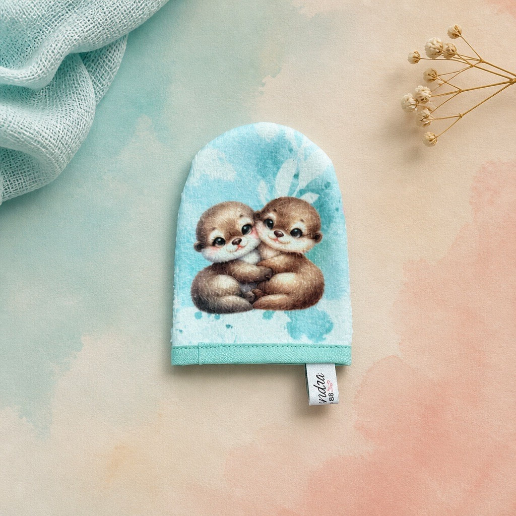 Gants démaquillant Loutre 2
